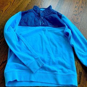 Like new , mint condition pullover sweatshirt by Vineyard Vines.Boys sz L (16)
